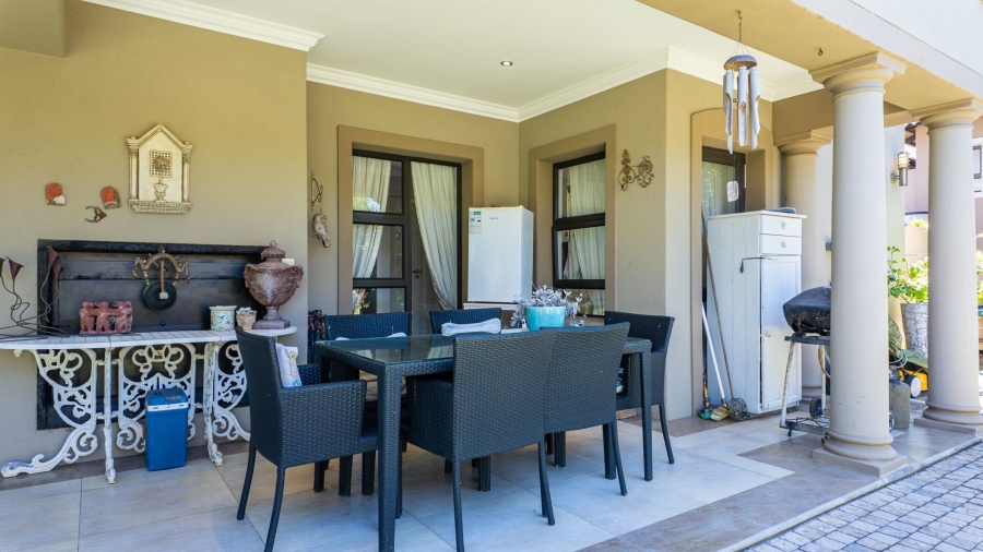 3 Bedroom Property for Sale in The Hill Western Cape